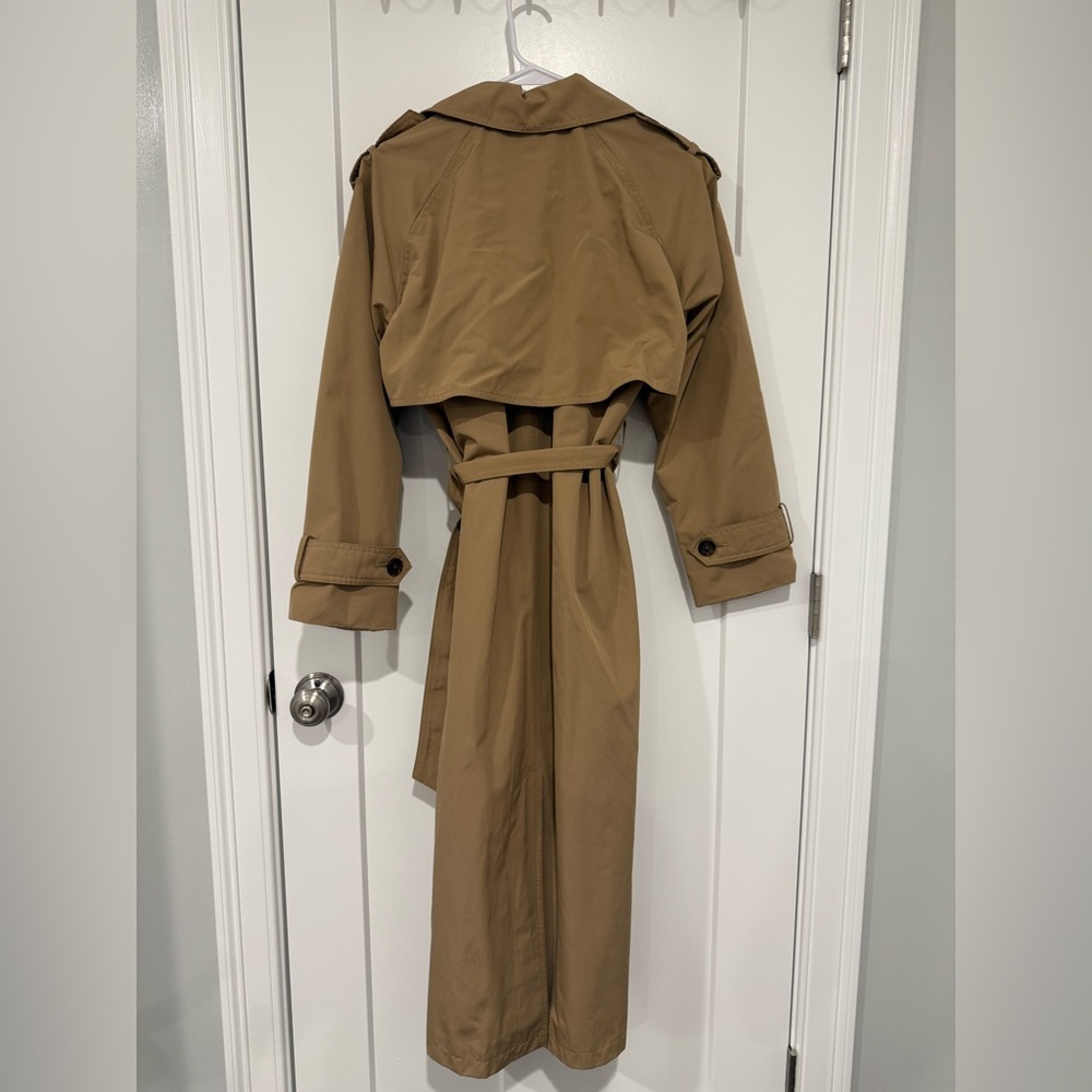 Abercrombie & Fitch Tan Trenchcoat